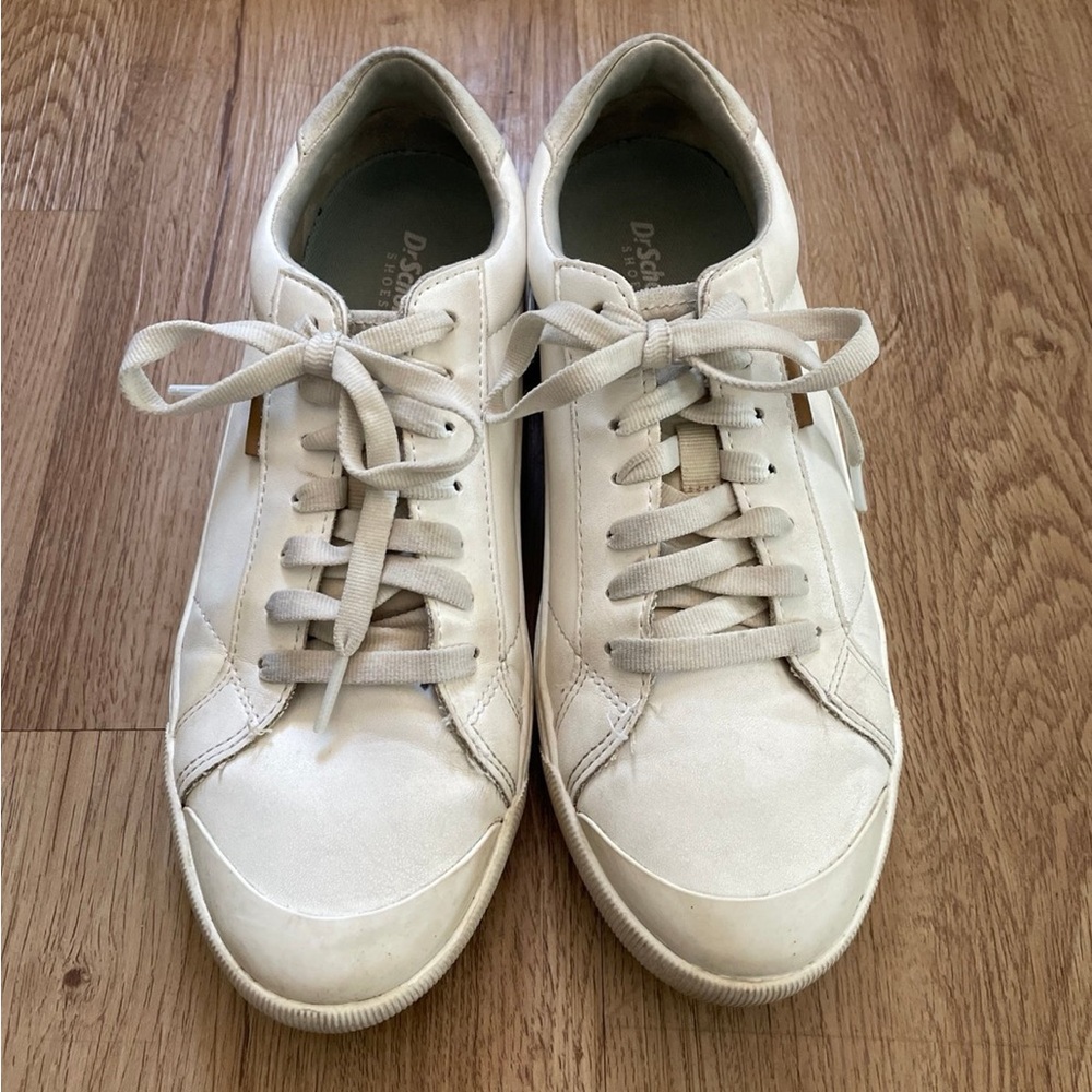 Dr. Scholl's White and Light Blue Sneakers